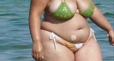 મોટા સફેદ મરી પલંગ પર ચુંબન સેકસી બીપી વીડીયો એચડી સાથે શ્યામાને વાહિયાત કરે છે.