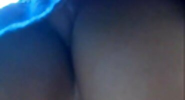 આફ્રિકન તેના ઘૂંટણ પર બીપી વીડીયો સેકસી ડિલ્ડો ગળી જાય છે