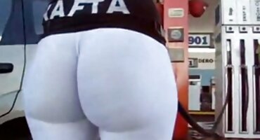 નગ્ન અને લાંબા પળિયાવાળું સોનેરી ચુંબન કર્યું વીડીયો સેકસી