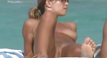 નાના ભાઈ તેની આંગળીને નશામાં ફુલ એચડી વીડીયો સેકસી બહેનની ચુપચાપ રાખે છે