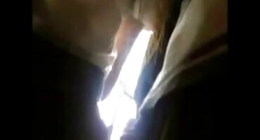 ટીન તેના પેન્ટીઝને બંધ કરે છે અને ત્રીપલ સેકસ વીડીયો સોફ્ટ કનિલિંગસમાં સ્ખલન કરે છે