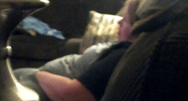 માણસ આનંદ સાથે પંપ અશ્લીલ સેકસી બીપી વીડીયો વિકૃત સોનેરી