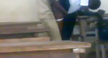 પાડોશીની બિલાડી પર ધબકતી હથોડીઓ સેકસી વીડીયો ભેજો