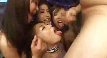 કેમેરા સેકસી બીપી વીડીયો પર ધક્કો મારવો અને ચુંબન કરવું.