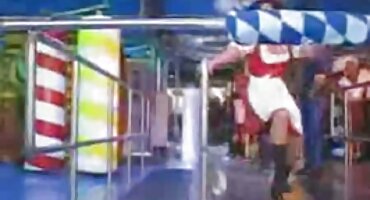 બેઘર માણસ સેકસી વીડિયો બીપી વીડીયો પાર્કમાં સ્ત્રીને ચુંબન કરે છે