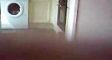 મમ્મી તેની બિલાડીને સારી સ્થિતિમાં રાખે સેકસી વીડીયો ઇંગલિશ છે અને તેના રમકડાને સ્ટ્રોક કરે છે