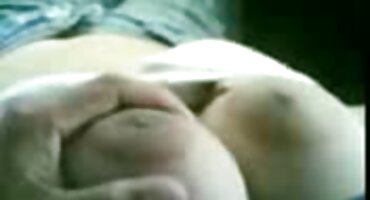 સચિવે તેની બ્રા ઉતારી સેકસી બીપી વીડીયો અને બોસના ટોટીને ગલીપચી કરી.