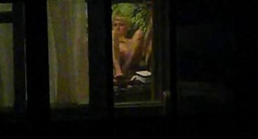 પાતળી શ્યામા સેકસી વીડીયો એક્સ એક્સ સુંદર રીતે હાથ દ્વારા તેના ટોટીને છીનવી લે છે