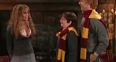 ગાય તેને તેના મિત્રની ગર્લફ્રેન્ડને ચુંબન કરવાનું જોવાનું ગુજરાતી સેકસી બીપી વીડીયો પસંદ કરે છે