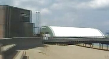 ભાઈ તેના સેકસી વીડીયો ઇંગલિશ ટોટીને સ્પર્શ કરે છે, તેની બહેનને અડધા નગ્ન ઊંઘે છે