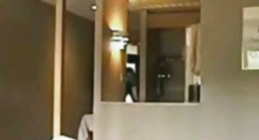 ભાઈ સેકસી વીડીયો ફોટા સક્રિય રીતે નાની બહેનની ચુસ્ત યોનિને ઉત્તેજિત કરે છે