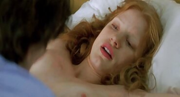 એક એચડી બીપી વીડીયો સેકસી અનુભવી સ્ત્રી તેના પતિના ટોટીને તેના મોંથી મસાજ કરે છે