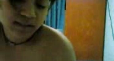 છોકરીએ તેની સેકસી વીડીયો બતાવો આંગળીઓથી બિલાડીને સંતૃપ્ત કરવાનું નક્કી કર્યું