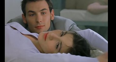 શેવ્ડ ખોપરીવાળા માણસે સેકસી ગુજરાતી વીડીયા ગર્ભવતી છોકરી સાથે રમતિયાળ સેક્સ કર્યું હતું