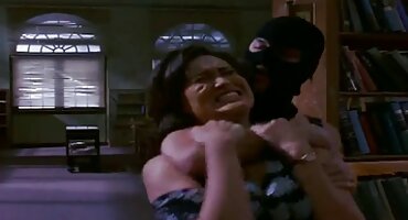 એક નમ્ર યુવતી પોતાને બે બાળકોને આપે છે સેકસી વીડીયો ઓપન