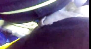 યુવાન શિક્ષક સેકસી સેકસી વીડીયા કોચ પર વિદ્યાર્થી ચુંબન કરે છે